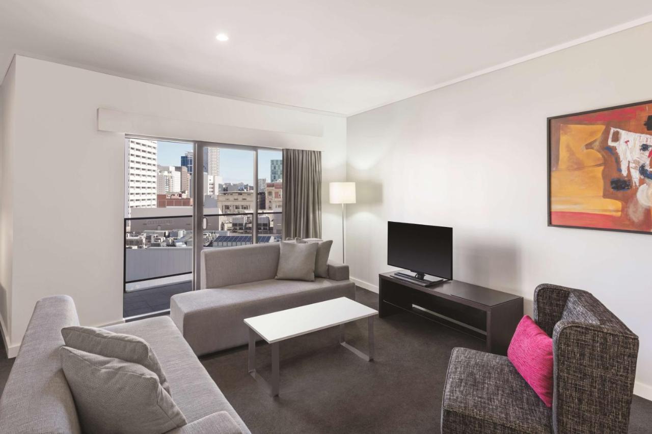Adina Apartment Hotel Perth Barrack Plaza Exterior photo