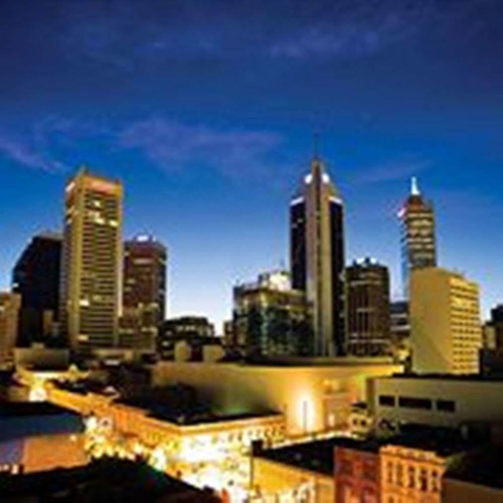 Adina Apartment Hotel Perth Barrack Plaza Exterior photo